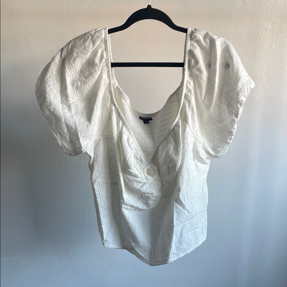 SOLD! NWOT - Torrid White Eyelet Keyhole Off Shoulder Crop Top